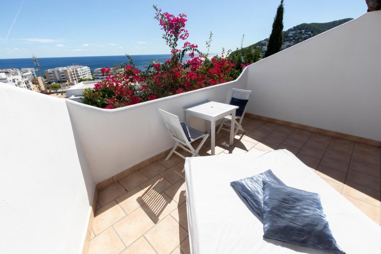 Buenavista & Suites Santa Eularia des Riu Exterior foto