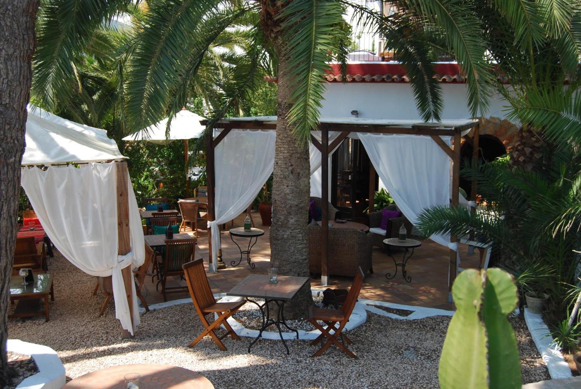 Buenavista & Suites Santa Eularia des Riu Exterior foto